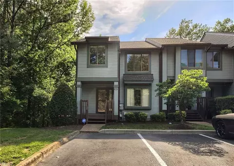 363 Bridgewater Dr, Newport News, VA 23603