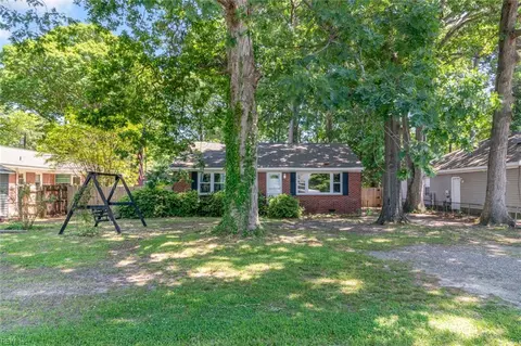 1204 Elder Ave, Chesapeake, VA 23325