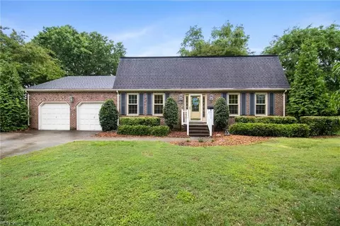 995 Ewell Rd, Virginia Beach, VA 23455