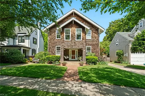 916 Larchmont Cres, Norfolk, VA 23505