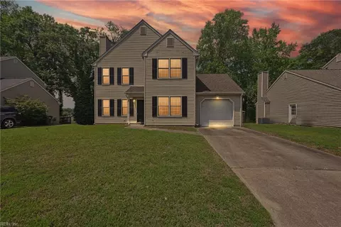 1518 River Creek Cres, Suffolk, VA 23434
