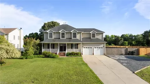 700 Canteberry Ln, Smithfield, VA 23430