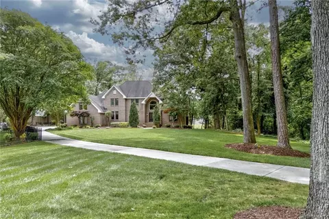 3037 Lynndale Rd, Virginia Beach, VA 23452