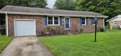 4050 Weyanoke Dr, Portsmouth, VA 23703
