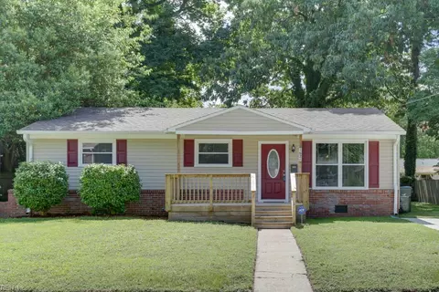 1621 Bill St, Norfolk, VA 23518