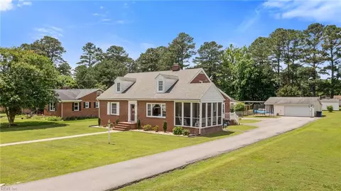 108 Pocahontas St, Franklin, VA 23851