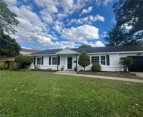 4505 Hessian Ct, Virginia Beach, VA 23462