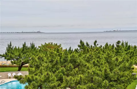 2313 Mariners Mark Way #303, Virginia Beach, VA 23451