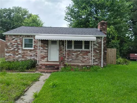 624 Crystal Ave, Chesapeake, VA 23324