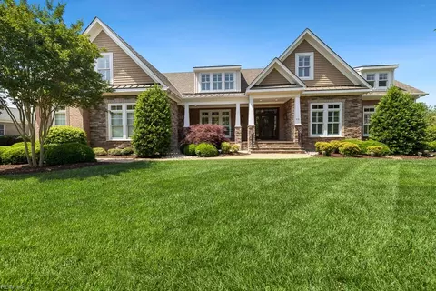 312 Cawdor Xing, Chesapeake, VA 23322