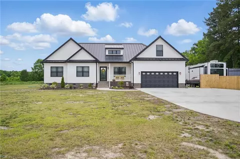 1310 Longstreet Ln, Suffolk, VA 23437