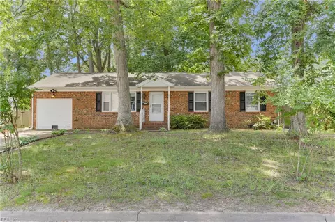350 Paulette Dr, Newport News, VA 23608