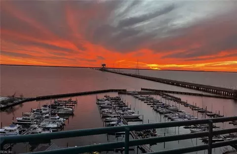 7501 River Rd #8A, Newport News, VA 23607