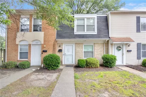 1565 Darren Cir, Portsmouth, VA 23701