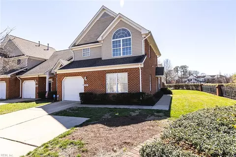 5325 Village Square Ct, Virginia Beach, VA 23455