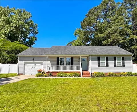 572 Waters Rd, Chesapeake, VA 23322