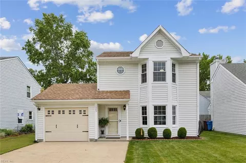 1505 Debbs Ln, Chesapeake, VA 23320