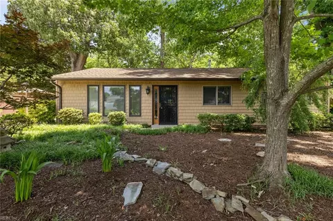 224 Iroquois Rd, Virginia Beach, VA 23462
