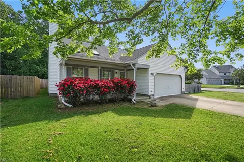 4500 Hollingsworth Ln, Virginia Beach, VA 23456