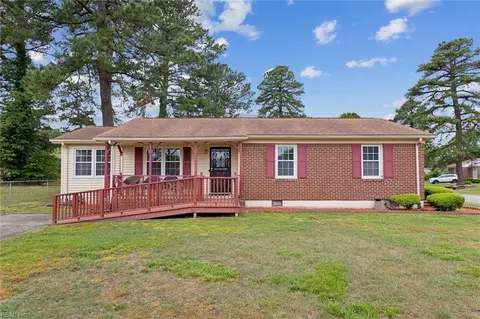 2 Treemont Ct, Portsmouth, VA 23701