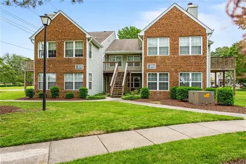 5113 Thatcher Way, Virginia Beach, VA 23456