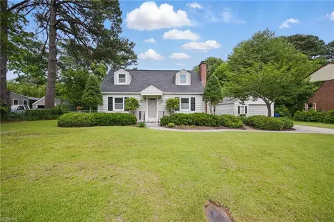 45 Cypress Rd, Portsmouth, VA 23701