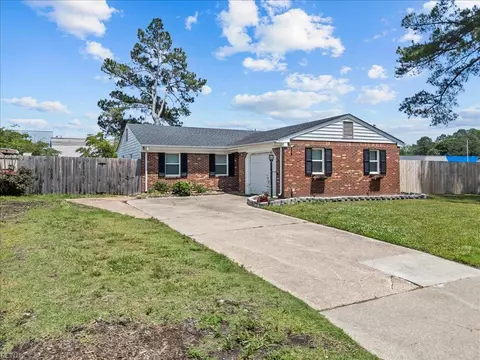 2908 Cherie Dr, Virginia Beach, VA 23453