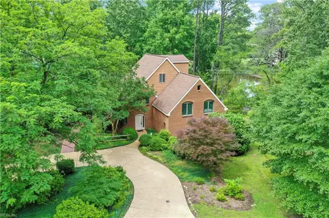 110 Olde Pond Ln, Yorktown, VA 23693