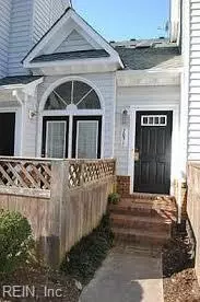 705 New River Ct #I, Chesapeake, VA 23320