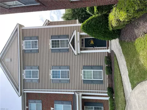 302 Aqua Ct, Hampton, VA 23666