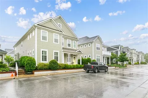 2001 Promenade Ln, Williamsburg, VA 23185