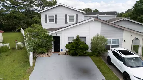 984 Barrington Ct, Virginia Beach, VA 23452