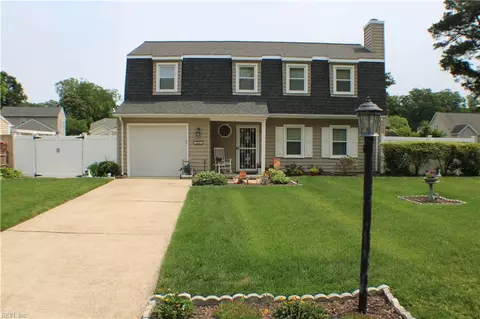 122 Lambert Dr, Newport News, VA 23602