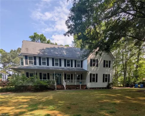 1918 Hallmark Way, Chesapeake, VA 23323