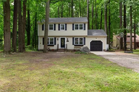 1257 Moyer Rd, Newport News, VA 23608