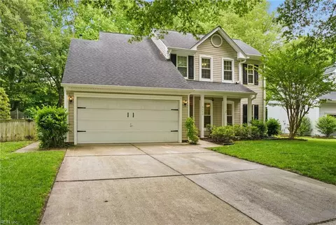 6740 Burbage Lake Cir, Suffolk, VA 23435