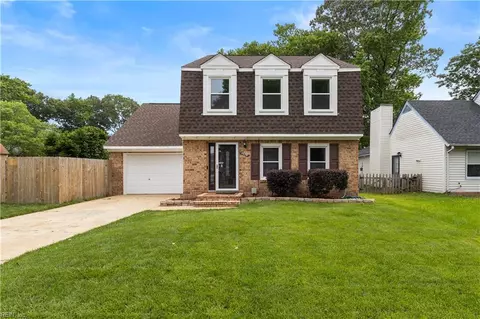 1579 Hummingbird Ln, Virginia Beach, VA 23454