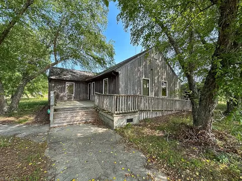19585 Fullers Mill Rd, Southampton County, VA 23827