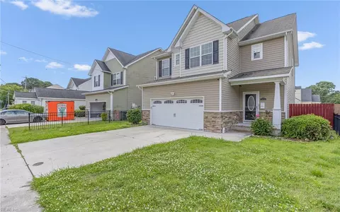 7471 Diven St, Norfolk, VA 23505