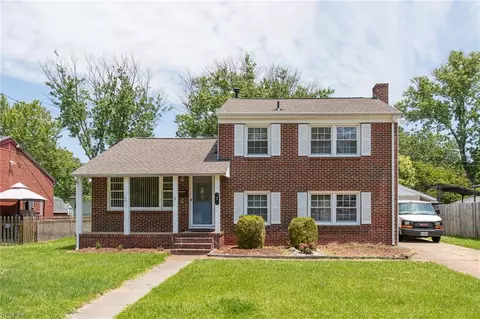3 Westphal Dr, Hampton, VA 23669