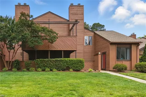 321 Bantry Xrs Cross, Virginia Beach, VA 23452