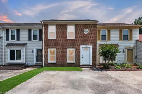 3905 Raintree Ct, Chesapeake, VA 23321