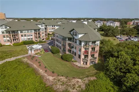 3248 Page Ave #203, Virginia Beach, VA 23451