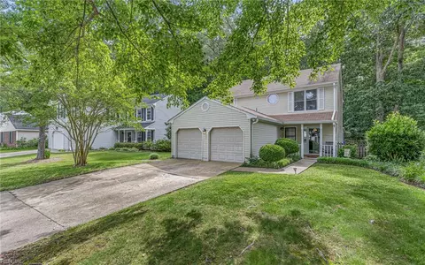 3961 Jousting Arch Arch, Virginia Beach, VA 23456