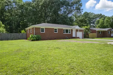 2613 Cedar Rd, Chesapeake, VA 23323