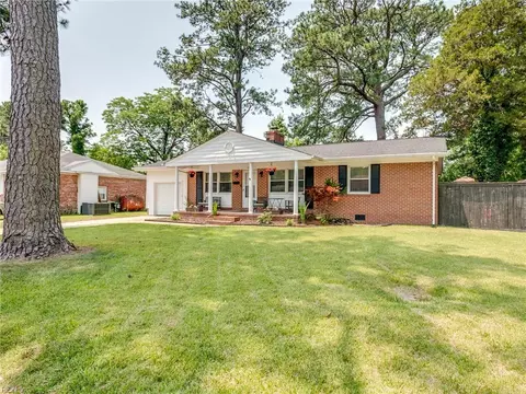 1803 Revere Dr, Hampton, VA 23664