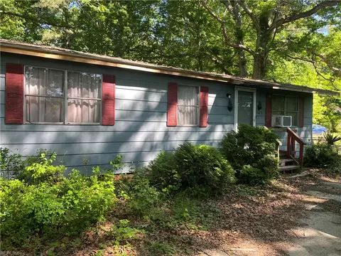 317 Wise Lane Ln, Mattaponi, VA 23110