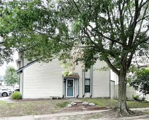 1417 Northface Ct, Virginia Beach, VA 23462