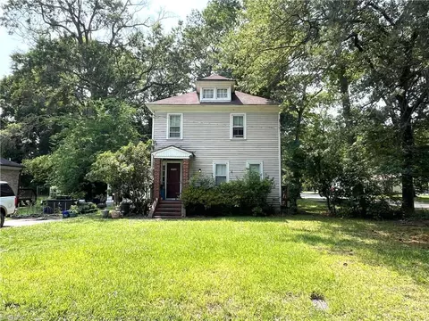 3556 Tyre Neck Rd, Portsmouth, VA 23703