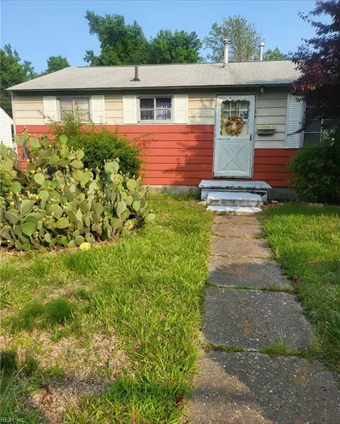 124 E Weaver Rd, Hampton, VA 23666